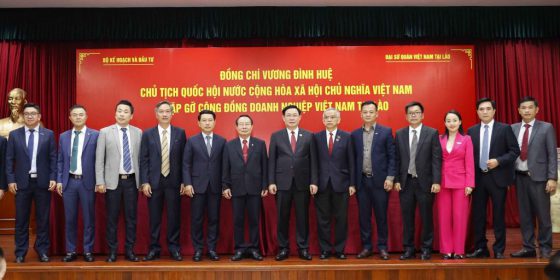 Quốc hội, Chính phủ hai nước Việt Nam và Lào tiếp tục hỗ trợ để các công ty cao su tại Lào hoàn thành nhiệm vụ