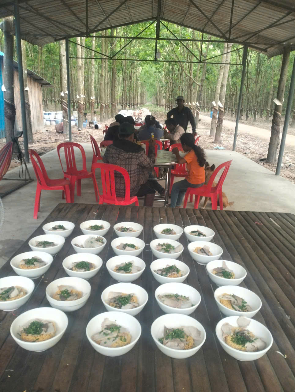 Đẩy mạnh công tác thu tuyển và chăm lo đời sống công nhân 2 An sang